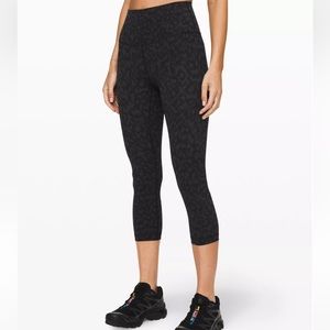 Lululemon wunder under crop high rise 21”